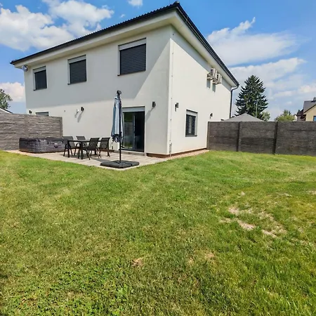 Simba Apartment Dvur Kralove nad Labem
